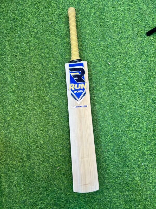 RUN Machine Leather Kashmiri Willow (Season) Cricket Bat with Cover