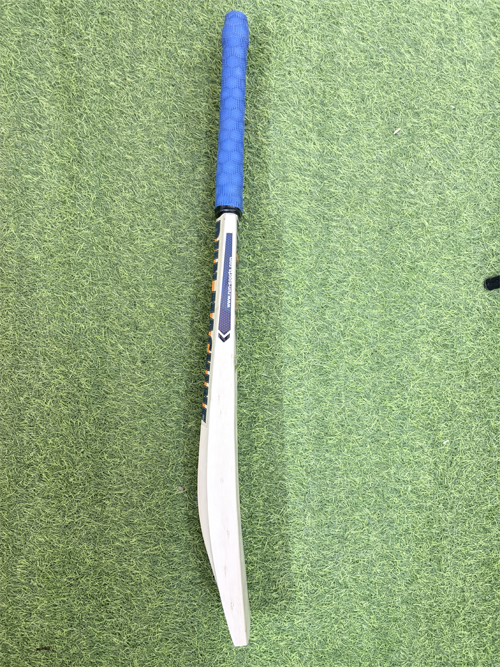 RUN Machine Leather Bat English Willow (Natured In India) Cricket Bat with Cover