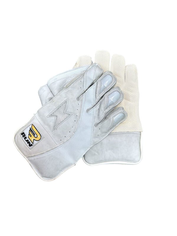 RUN Machine Cricket Wicket-Keeping Pads – Lightweight, Flexible & High-Protection Design